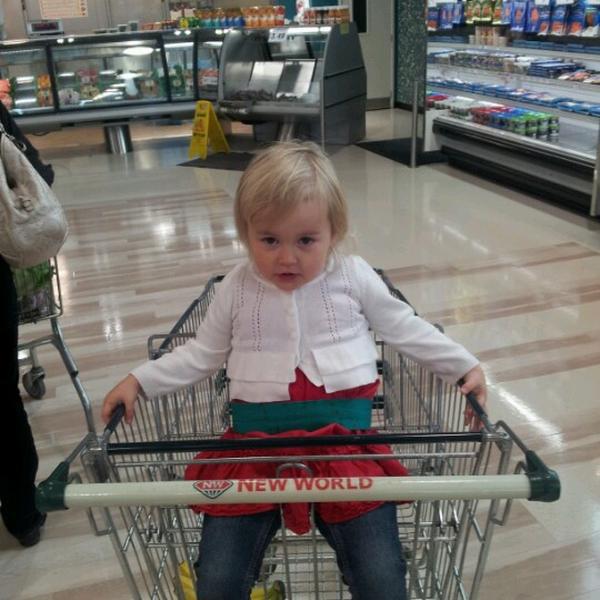 New World超市奥克兰市店 奥克兰市奥克兰都会区皇冠林恩广场1号