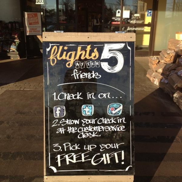 Photo taken at Whole Foods Market by Kelly Anne B. on 1/18/2013-肯塔基州列克星敦列克星敦绿色巡回背景161(在尼古拉斯维尔路) Photo taken at Whole Foods Market by Kelly Anne B. on 1/18/2013