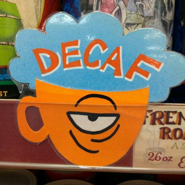 Photo taken at Trader Joe's by Viv on 12/2/2011-亚利桑那州凤凰城钱德勒大道4025 Photo taken at Trader Joe's by Viv on 12/2/2011