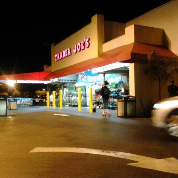 Photo taken at Trader Joe's by Roberto (Tito) A. on 2/1/2012