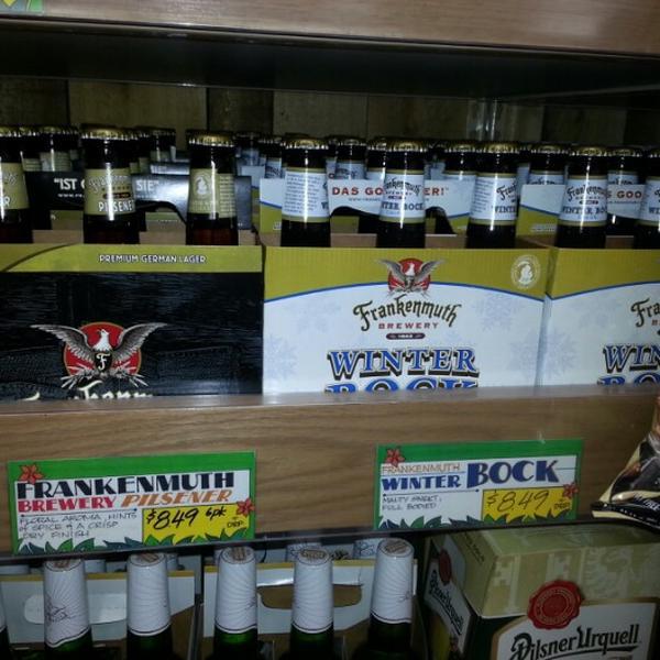 Photo taken at Trader Joe's by Charles O. on 12/19/2012-美国密歇根州罗彻斯特山沃尔顿大道3044 Photo taken at Trader Joe's by Charles O. on 12/19/2012