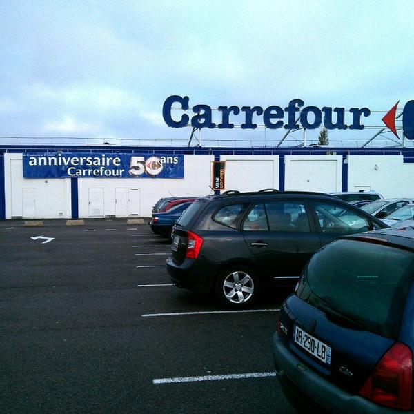 Photo taken at Carrefour by s a. on 10/17/2013