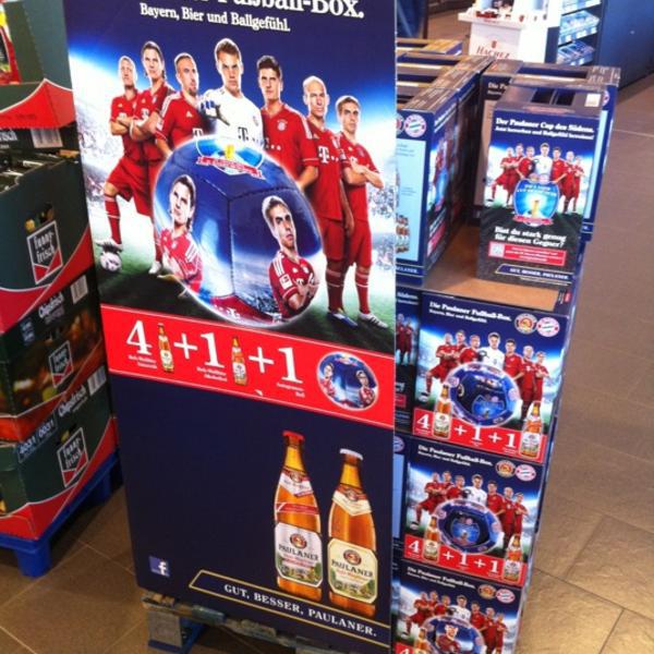 Photo taken at EDEKA Melic by ACHTUNG FUSSBALL™ on 5/2/2012