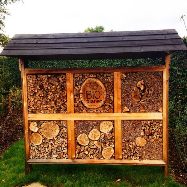 Photo taken at Bio-Planet by Rikkiesixtysix . on 10/8/2014