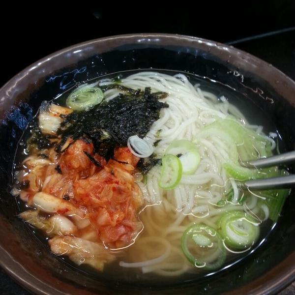 Photo taken at 롯데마트 (LOTTE Mart) by Myunghan N. on 4/6/2013-京畿道龙仁器兴区金山116乐天超市 Photo taken at 롯데마트 (LOTTE Mart) by Myunghan N. on 4/6/2013