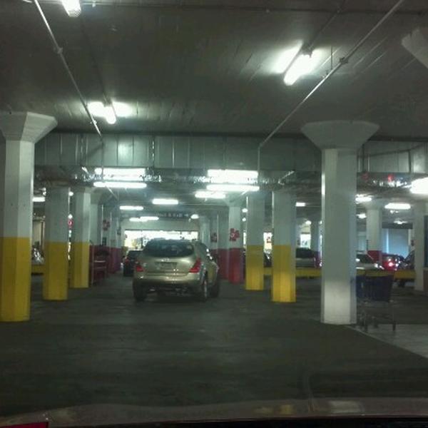 Photo taken at Trader Joe's by Purpura T. on 9/9/2012