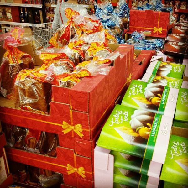 Photo taken at Auchan Casal Bertone by Roldano D. on 10/6/2012-意大利拉齐奥罗马阿尔贝托波利奥大街50 Photo taken at Auchan Casal Bertone by Roldano D. on 10/6/2012