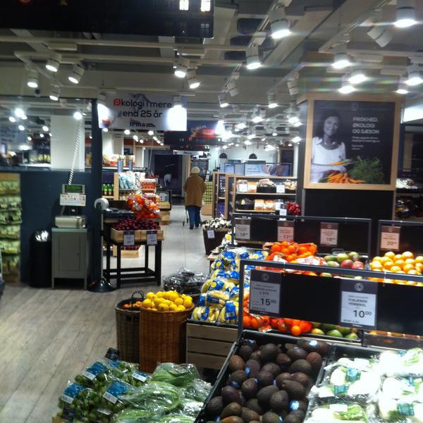 Photo taken at Irma by Steen T. on 2/10/2015