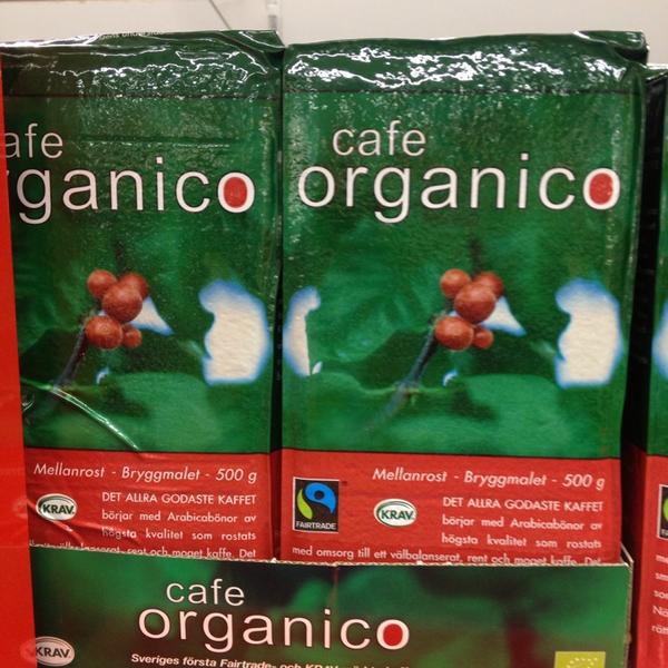 Photo taken at ICA Maxi by Nick Ö. on 6/17/2013