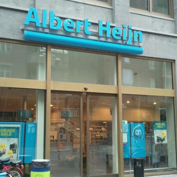 Photo taken at Albert Heijn by Mark v. on 10/11/2011