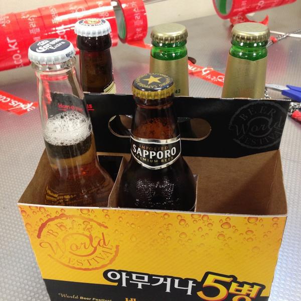 Photo taken at 홈플러스 (Home Plus) by Kiwoong K. on 3/16/2013-京畿道高阳市一山东区中央路1275号路64号(一山店) Photo taken at 홈플러스 (Home Plus) by Kiwoong K. on 3/16/2013