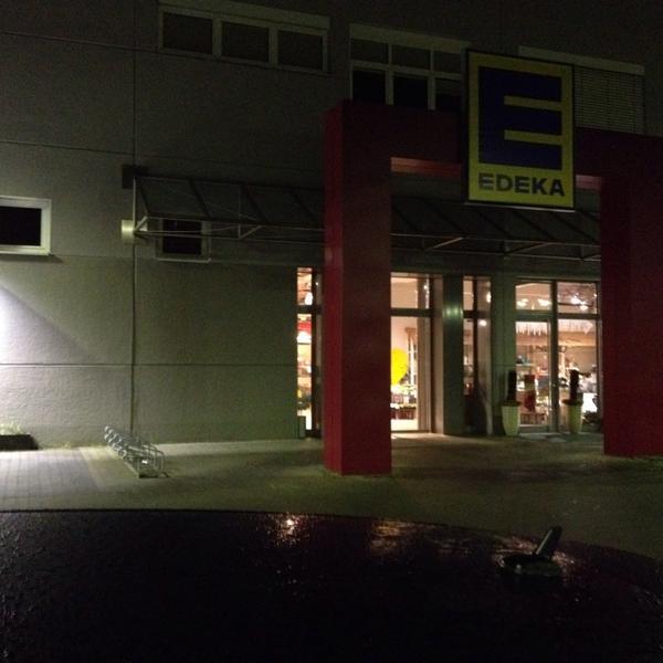 Photo taken at EDEKA-Center Gronemann by Peter ®. on 1/2/2014