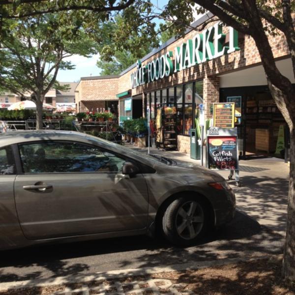 Photo taken at Whole Foods Market by Pamela D. on 6/19/2012-威斯康辛 麦迪逊大学大道3313(山街) Photo taken at Whole Foods Market by Pamela D. on 6/19/2012