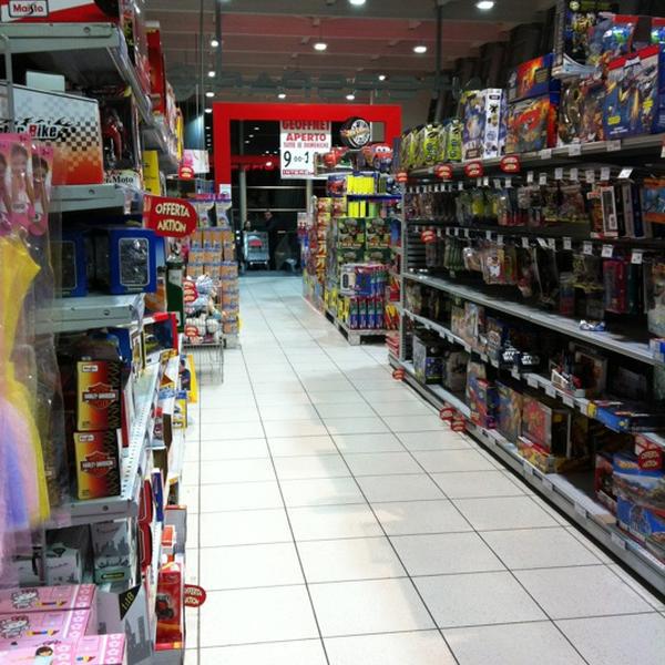 Photo taken at Interspar by Riccardo M. on 12/5/2011