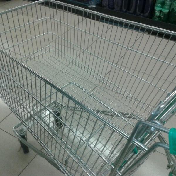 Photo taken at Mercadona by Ana G. on 6/5/2013