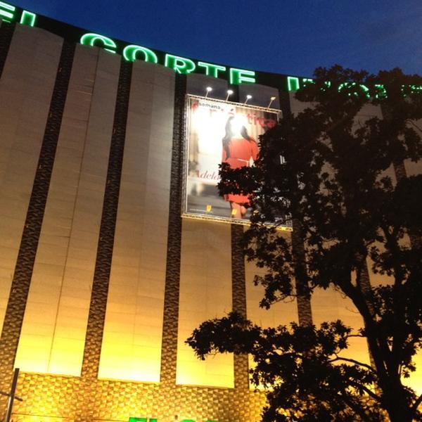 Photo taken at El Corte Inglés by Roberto F. on 3/17/2012