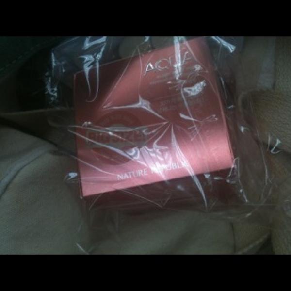 Photo taken at 롯데마트 (LOTTE Mart) by plusone K. on 2/22/2012