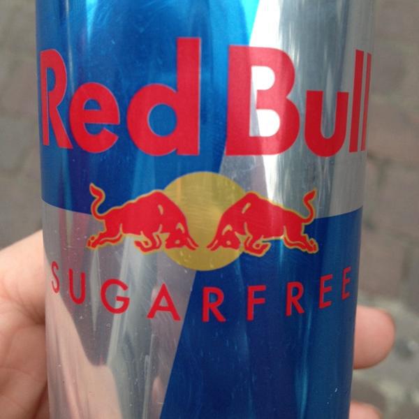 Photo taken at Proxy Delhaize by Manuel H. on 5/28/2014