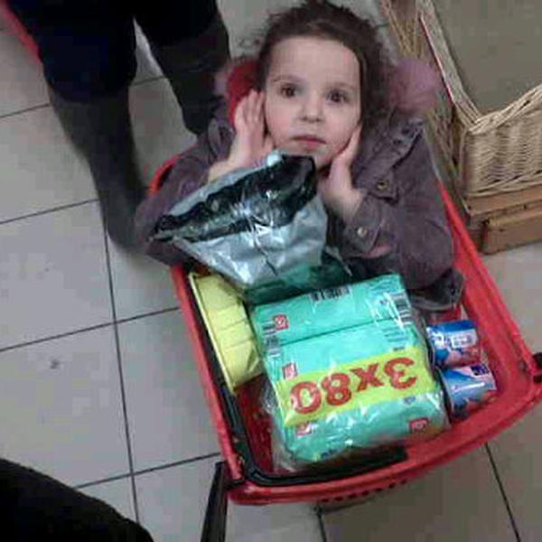 Photo taken at DIA % by Francisco Á. on 2/10/2012