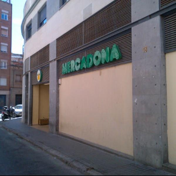 Photo taken at Mercadona by Alejandro B. on 5/5/2012