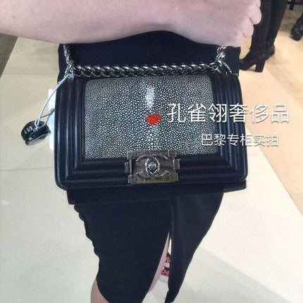 Chanel/香奈儿chanel女包新款珍珠鱼皮链条单肩包 限量款CH565656 Chanel/香奈儿chanel女包新款珍珠鱼皮链条单肩包 限量款CH565656