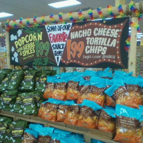 Photo taken at Trader Joe's by Bill B. on 6/16/2012-美国宾夕法尼亚州上圣克莱尔华盛顿路1630 Photo taken at Trader Joe's by Bill B. on 6/16/2012