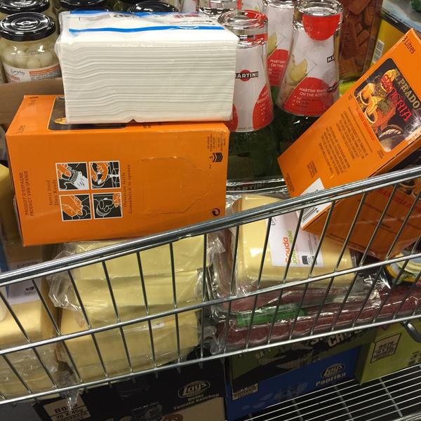 Photo taken at Colruyt by Youke 