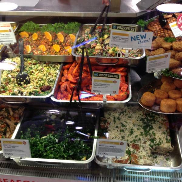 Photo taken at Whole Foods Market by Shawn O. on 3/6/2013-加尼福尼亚 圣莫尼卡威尔夏大道2201(第22街和23街之间) Photo taken at Whole Foods Market by Shawn O. on 3/6/2013