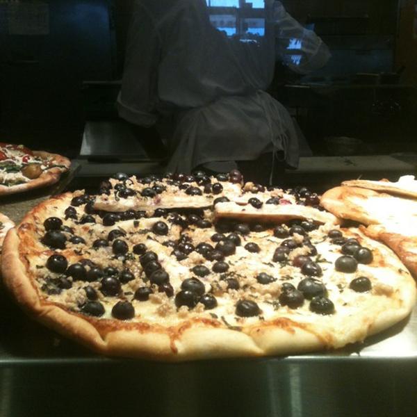 Photo taken at Whole Foods Market by KrysiaEJ on 6/14/2012-加尼福尼亚 圣莫尼卡威尔夏大道2201(第22街和23街之间) Photo taken at Whole Foods Market by KrysiaEJ on 6/14/2012