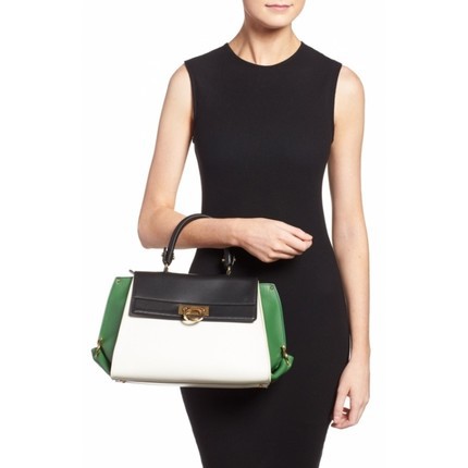 Ferragamo/菲拉格慕 女包 女式休闲包 Q01700480 Ferragamo/菲拉格慕 女包 女式休闲包 Q01700480