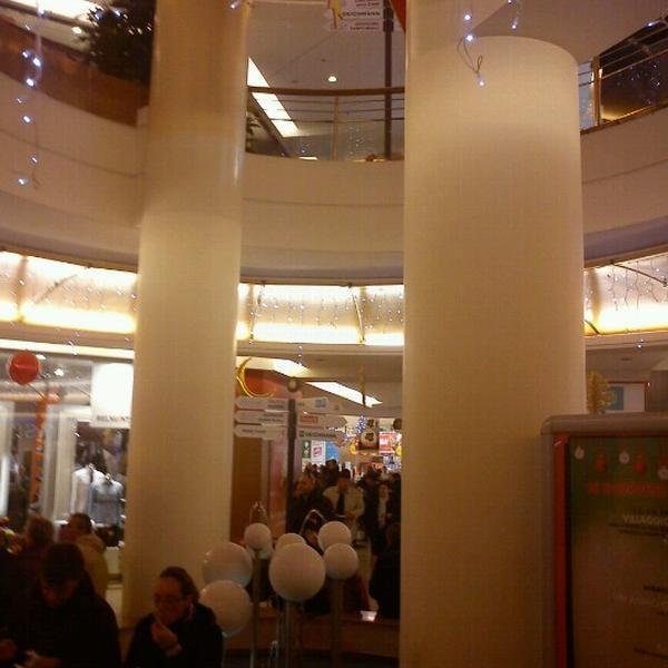 Photo taken at Auchan by Adriano C. on 12/1/2012-意大利威尼斯唐托萨托街22 Photo taken at Auchan by Adriano C. on 12/1/2012