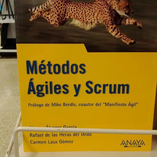 Photo taken at El Corte Inglés by Raul G. on 3/29/2012