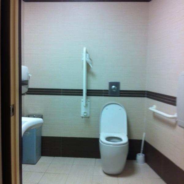 Photo taken at El Corte Inglés by A Salto D. on 6/4/2012