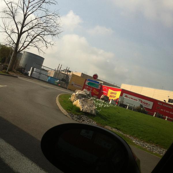 Photo taken at Auchan Drive by #4® on 4/27/2013