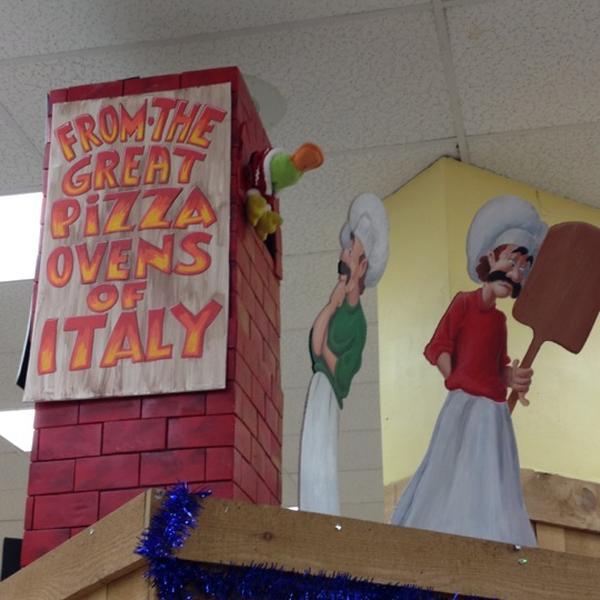 Photo taken at Trader Joe's by Kellie C. on 12/14/2011-加尼福尼亚山景城阵雨街道590(在莱瑟姆街) Photo taken at Trader Joe's by Kellie C. on 12/14/2011