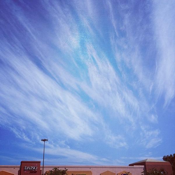 Photo taken at Trader Joe's by everpeace S. on 9/16/2012-加尼福尼亚山景城阵雨街道590(在莱瑟姆街) Photo taken at Trader Joe's by everpeace S. on 9/16/2012