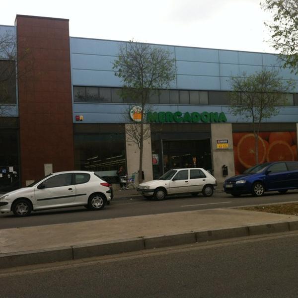 Photo taken at Mercadona by Francisco G. on 4/4/2012