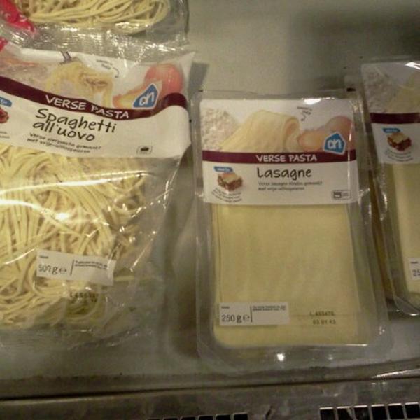 Photo taken at Albert Heijn by BorgQueenTwo on 11/3/2012-荷兰阿姆斯特丹亥姆霍兹街63号 Photo taken at Albert Heijn by BorgQueenTwo on 11/3/2012