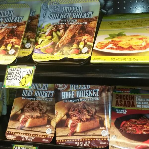 Photo taken at Trader Joe's by Dianne -伊利诺州拉格兰奇市奥格登大道拉格兰奇路北25号 Photo taken at Trader Joe's by Dianne