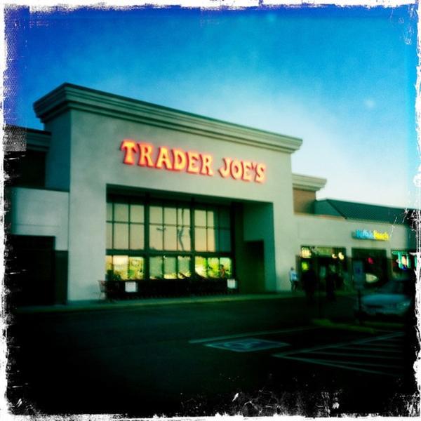 电磁炉摩卡壶Trader Joe's乔氏连锁弗吉尼亚比奇店图片库