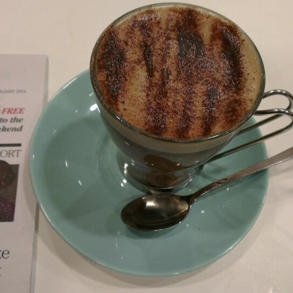 Photo taken at Waitrose by Ian M. on 2/27/2014-英国利兹米恩伍德卡尔顿大道 Photo taken at Waitrose by Ian M. on 2/27/2014