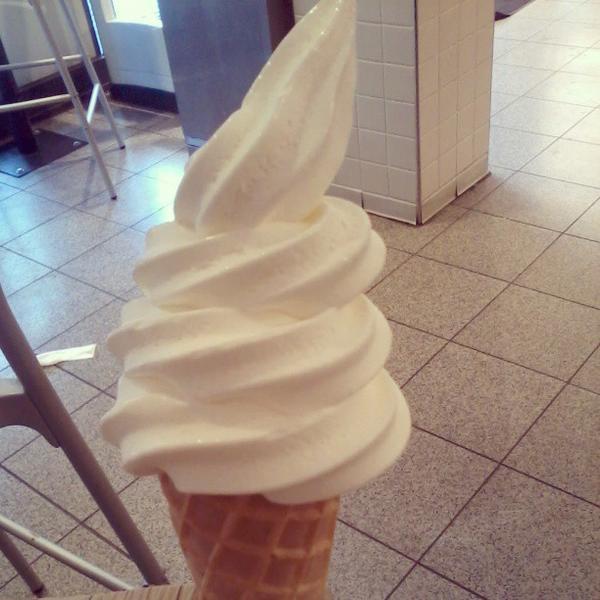 Photo taken at HEMA by Luci A. on 10/4/2013-荷兰北荷兰省阿姆斯特丹东南比尔梅广场355 Photo taken at HEMA by Luci A. on 10/4/2013