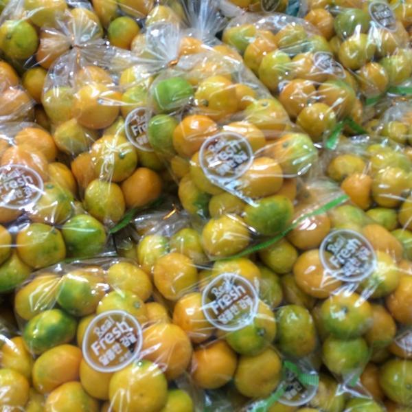 Photo taken at 롯데마트 (LOTTE Mart) by 장현 김. on 10/7/2014-全北全州完山区240乐天超市 Photo taken at 롯데마트 (LOTTE Mart) by 장현 김. on 10/7/2014