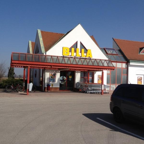 Photo taken at BILLA by Donald T. on 3/16/2012