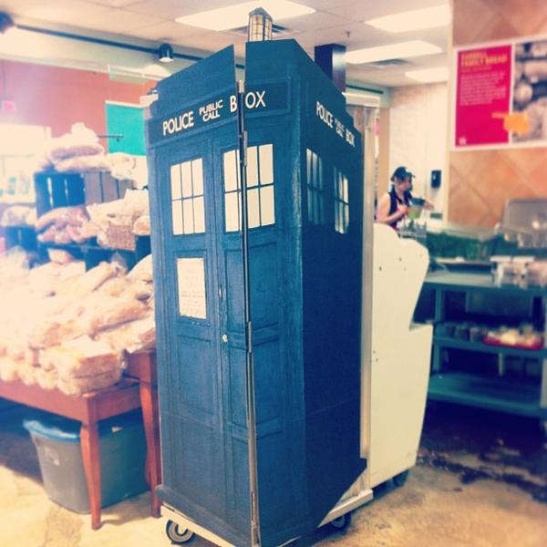 Photo taken at Whole Foods Market by Crystal on 9/27/2013-奥克拉荷马塔尔萨第41街1401(在皮奥里亚) Photo taken at Whole Foods Market by Crystal on 9/27/2013