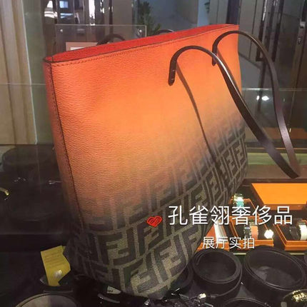 【现货】FENDI芬迪女士双F标志渐变色手提包8BH185 00U9F FOM1H 【现货】FENDI芬迪女士双F标志渐变色手提包8BH185 00U9F FOM1H