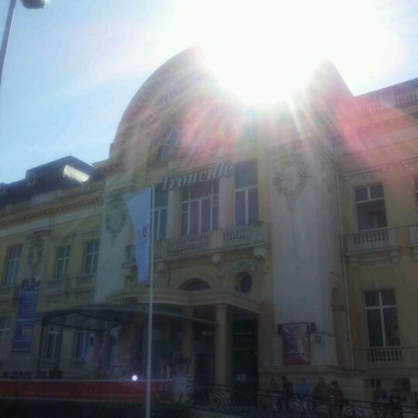 Photo taken at Casino Barrière de Trouville by Carole on 9/9/2012-法国下诺曼底滨海特鲁维尔福煦元帅广场 Photo taken at Casino Barrière de Trouville by Carole on 9/9/2012