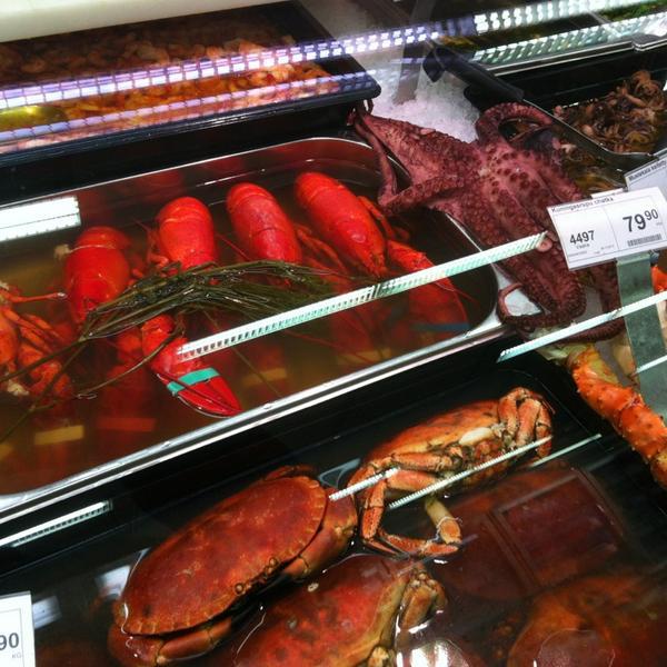 Photo taken at K-citymarket by Ujjal C. on 12/30/2012
