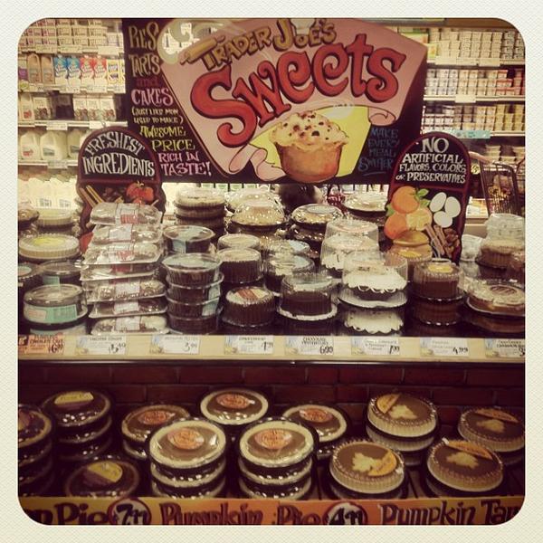 Photo taken at Trader Joe's by Owen P. on 11/3/2011-美国弗吉尼亚州莱斯顿拜伦卡梅隆大道11985 Photo taken at Trader Joe's by Owen P. on 11/3/2011