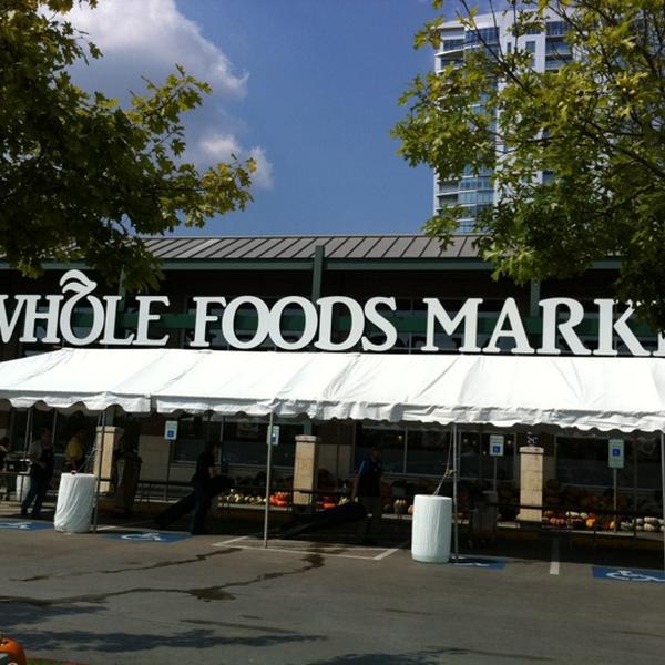 Photo taken at Whole Foods Market by Lupita A. on 9/22/2012-德克萨斯州休斯顿市柯比路2955号 Photo taken at Whole Foods Market by Lupita A. on 9/22/2012
